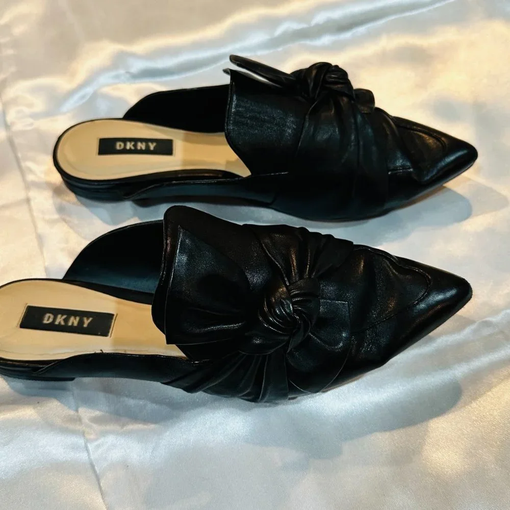 DKNY Black Leather Flat Mules with Top Knot, Size 8 - Picture 1 of 10